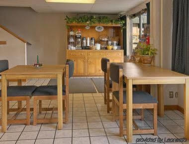 ซูเปอร์ 8 บาย วินด์แฮม แอชแลนด์ Hotel ภายนอก รูปภาพ